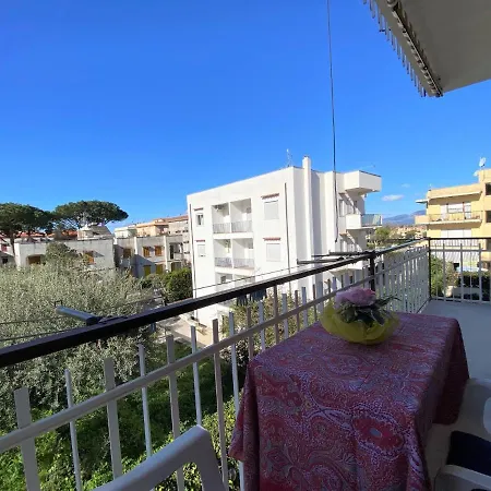 Holidaycasa Ida Confortevole Bilocale Apartment *