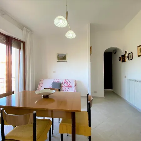 Holidaycasa Ida Confortevole Bilocale Apartment